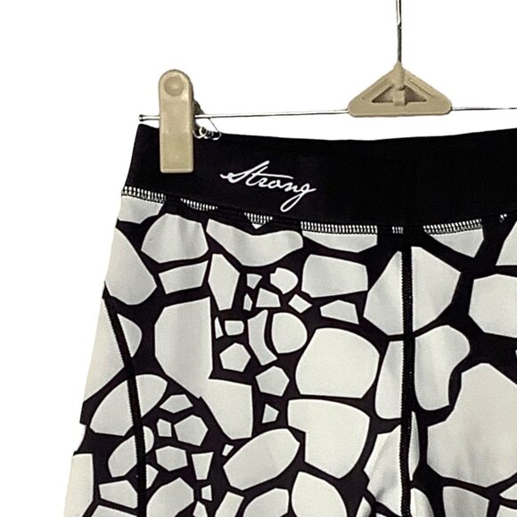 Strong Liftwear Safari Series Giraffe Compression Pant Women Medium Animal Print - Picture 4 of 8